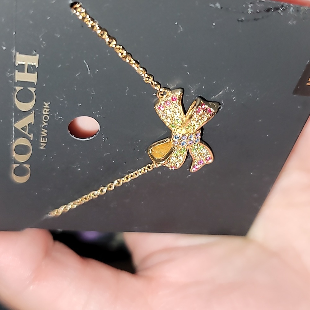 Coach Pave Bow necklace multicolored gold tone 16-22in New 🎀 - Picture 3 of 5